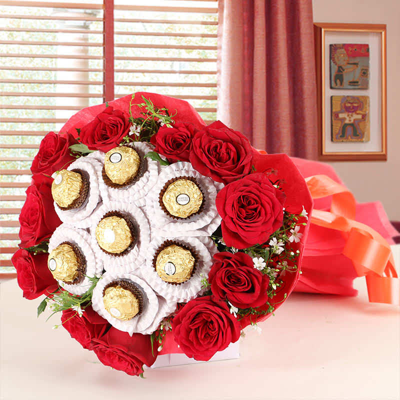 Roses N Rocher Bouquet