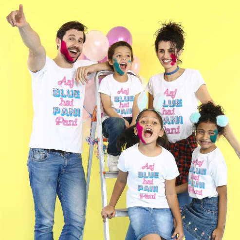 Aaj Blue Hai Pani Pani Holi Family Tees