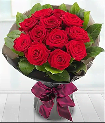 Bouquet of 12 Red Roses