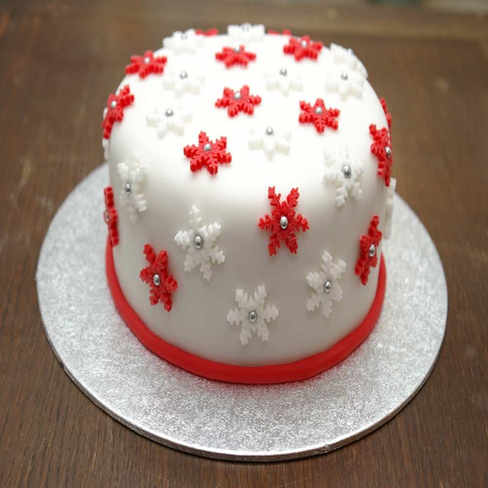 Snow Flakes Cake