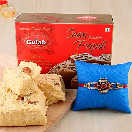 Combo of Rakhi Soan Papdi