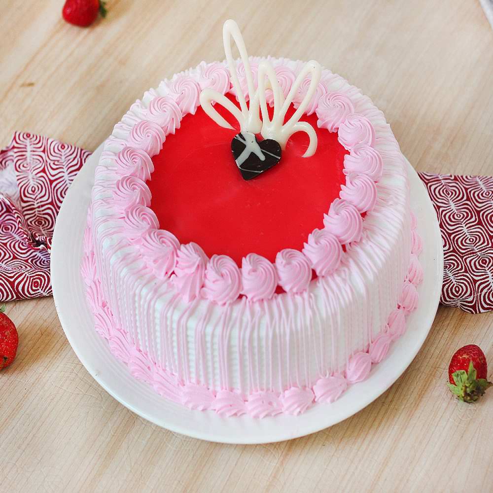 Yummy Strawberry Cake