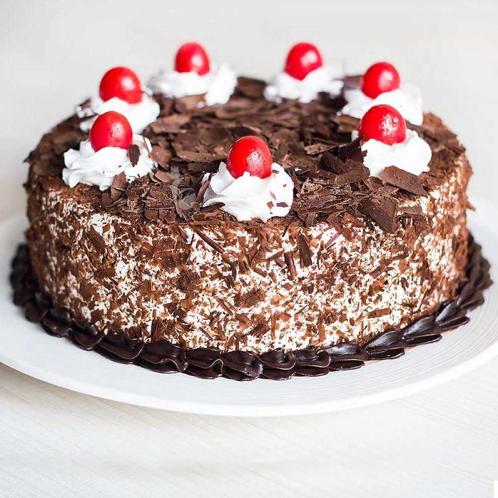Eggless Blackforest Cake