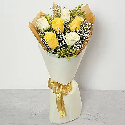 Bouquet of White and Yellow Roses