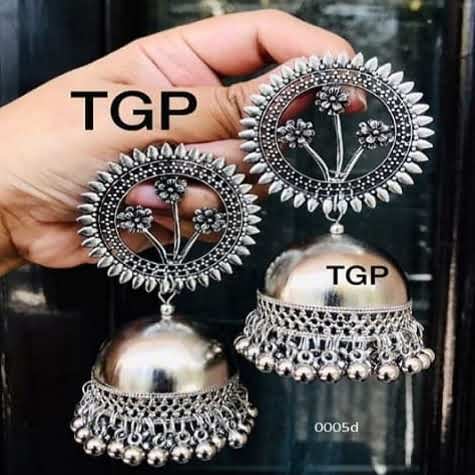 Trendy Jhumka