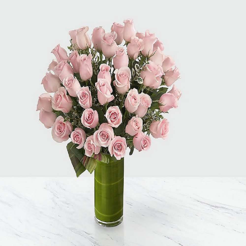 Delighted Luxury Pink Roses